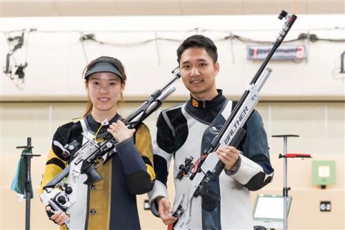 China’s Yang Haoran and Zhao Ruozhu won gold in the 10m air rifle mixed team event at the 2018 ISSF Shooting World Championships